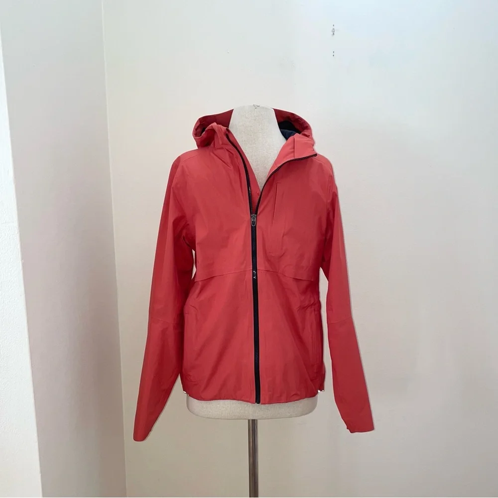 Lululemon Glyde Outpour Shell Rain Windbreaker  Jacket In Salmon Small Gorpcore